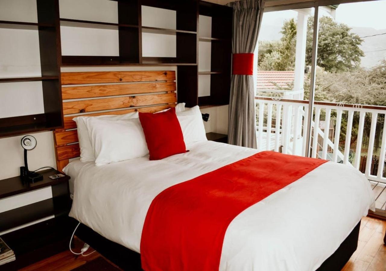 Knock Out View Clarens Hotel Exterior photo