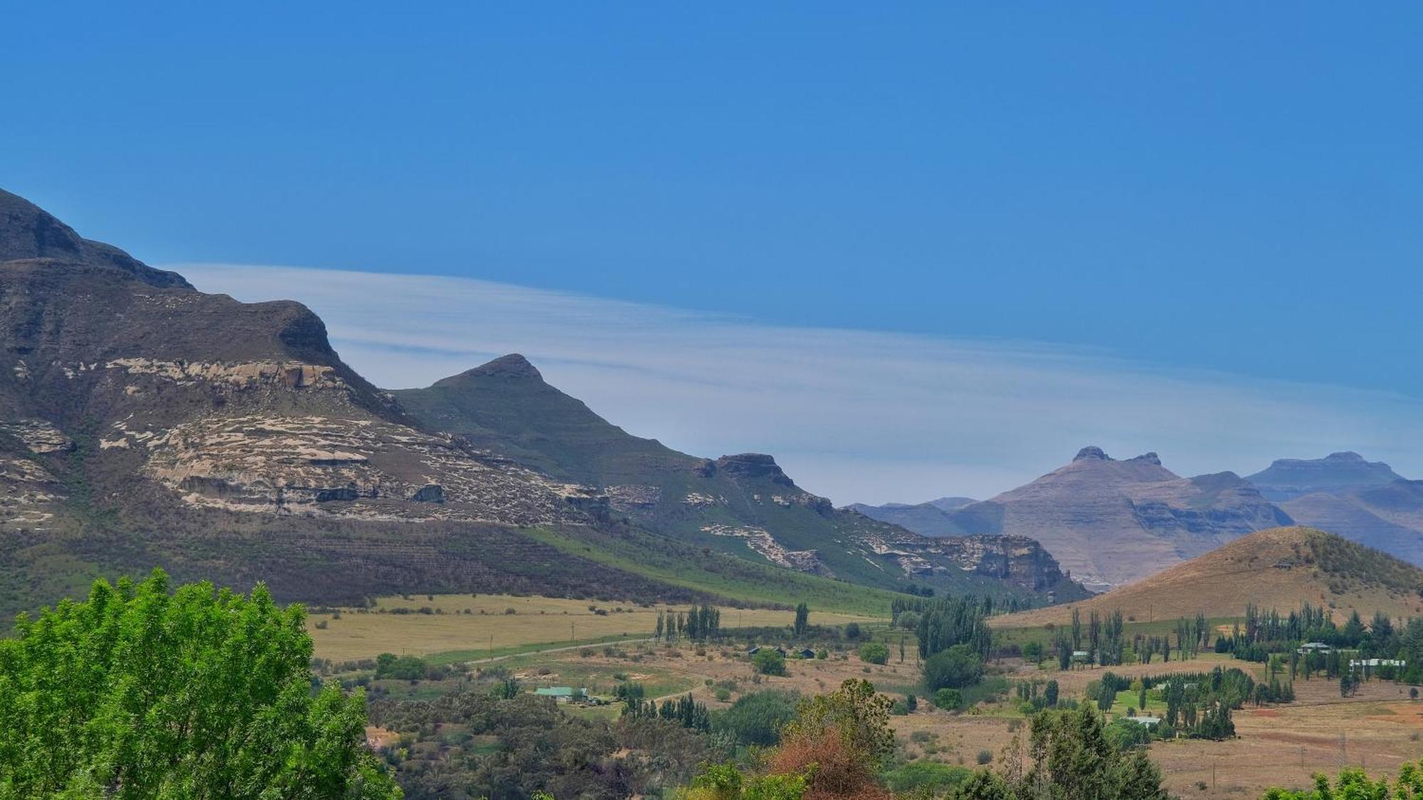 Knock Out View Clarens Hotel Exterior photo