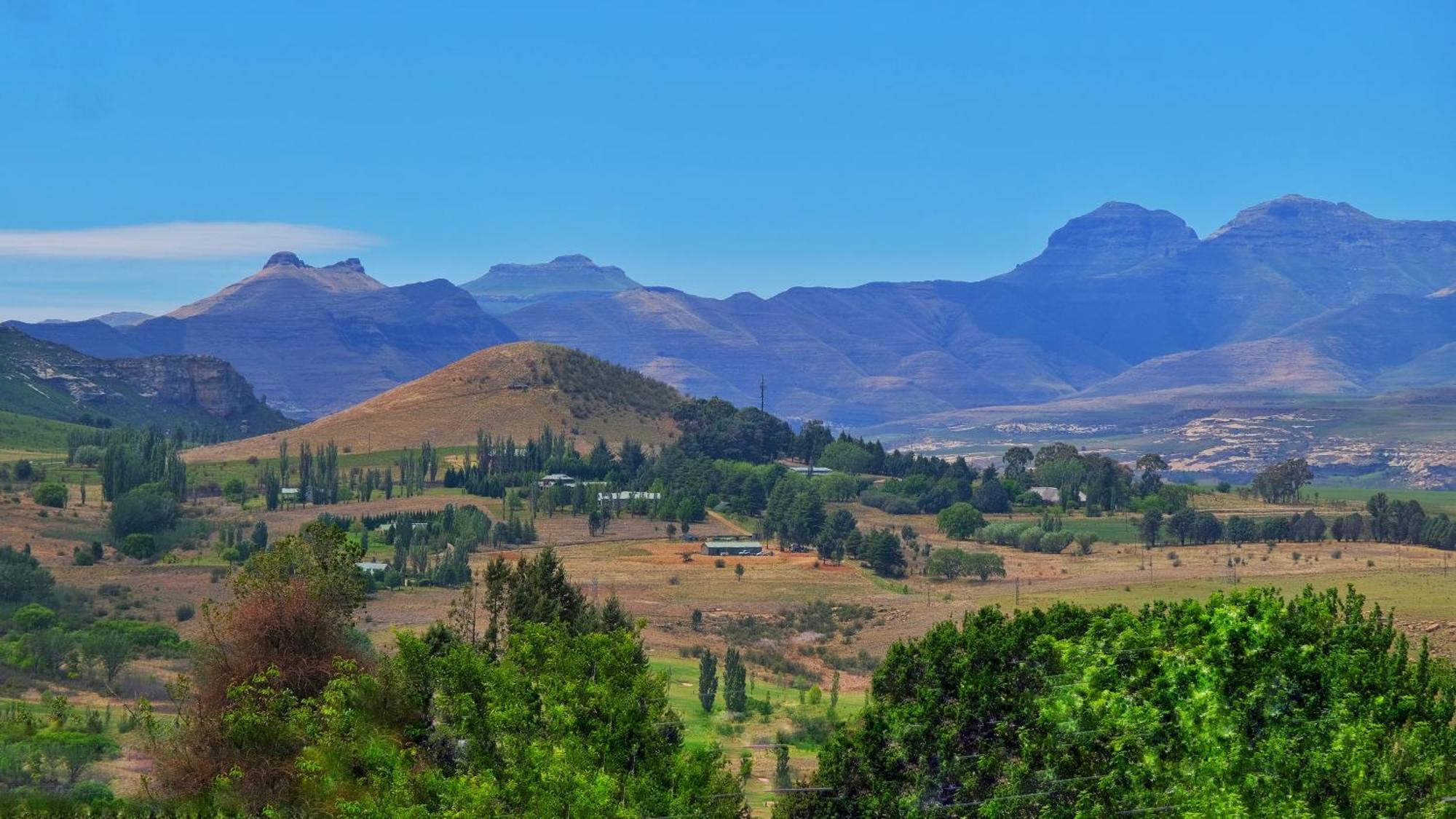 Knock Out View Clarens Hotel Exterior photo