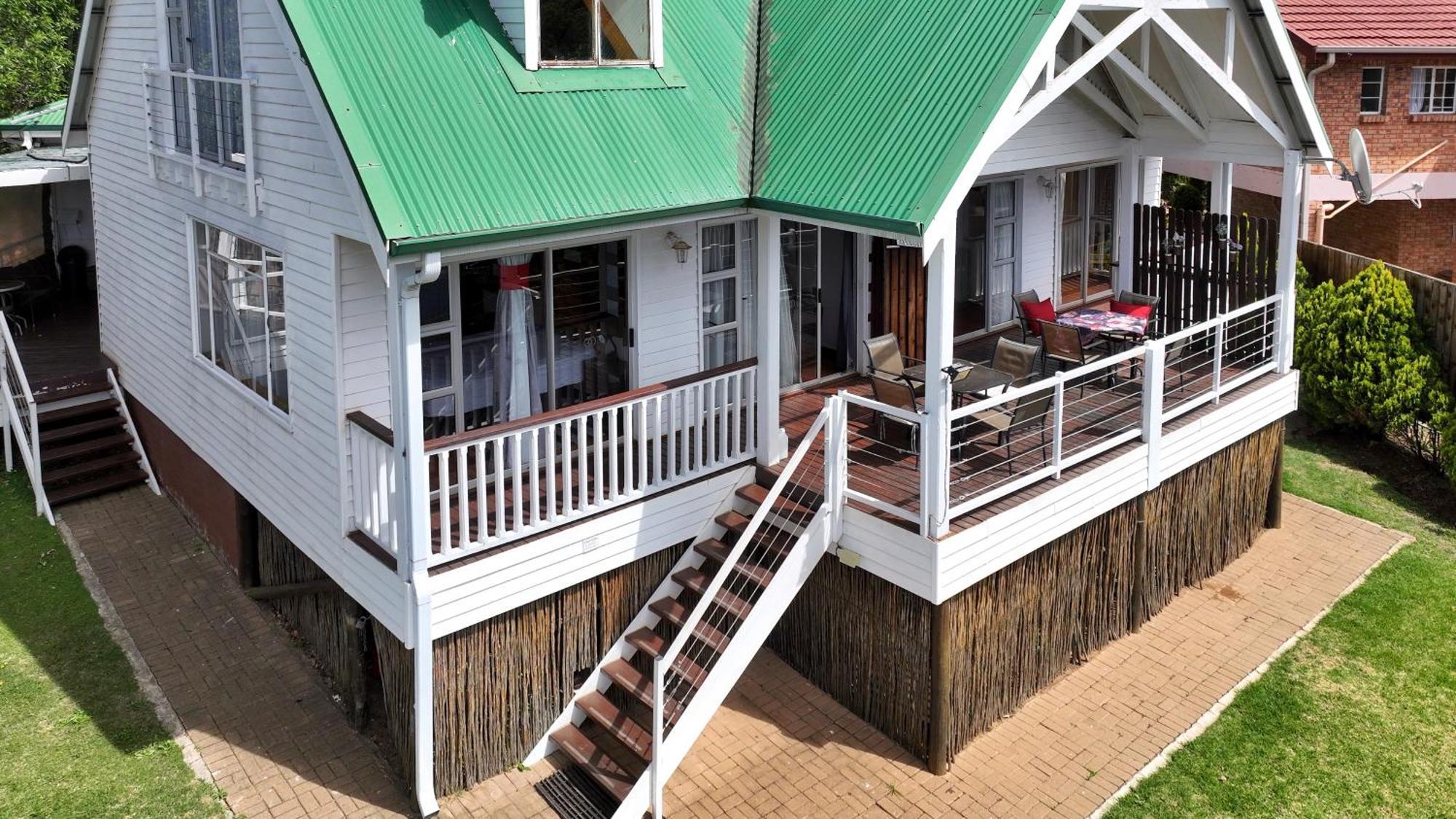 Knock Out View Clarens Hotel Exterior photo