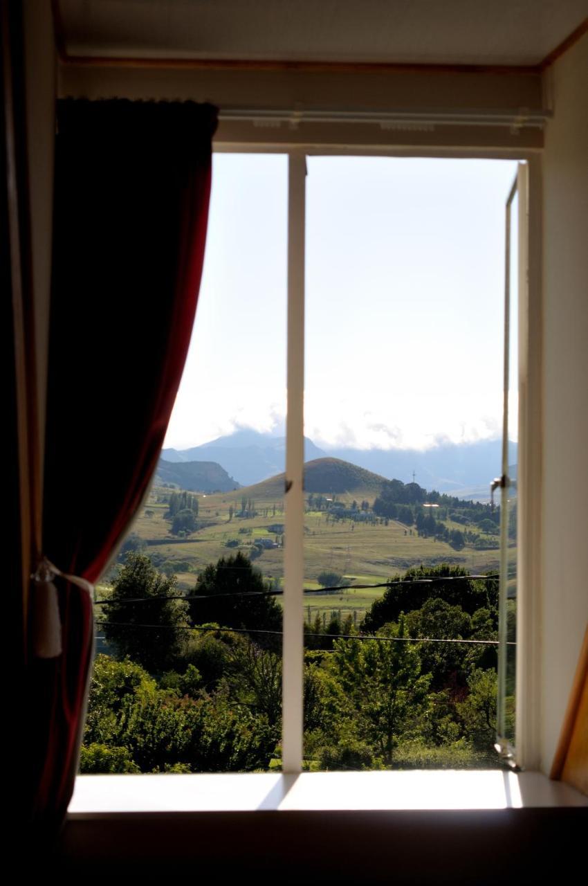 Knock Out View Clarens Hotel Exterior photo