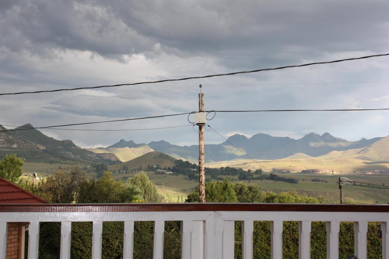 Knock Out View Clarens Hotel Exterior photo